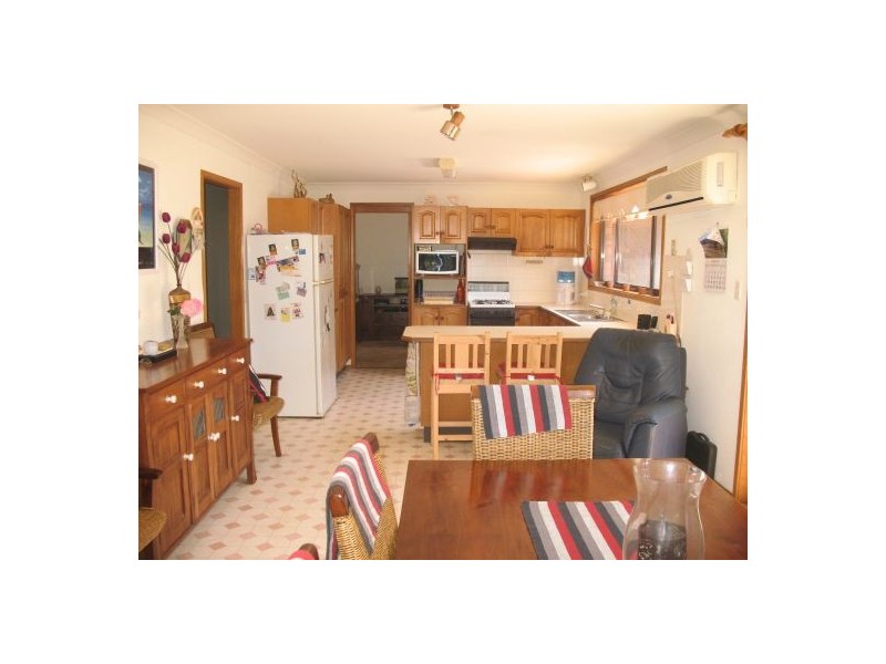 24 Lakeside Parade, The Entrance NSW 2261