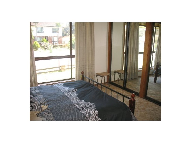 24 Lakeside Parade, The Entrance NSW 2261