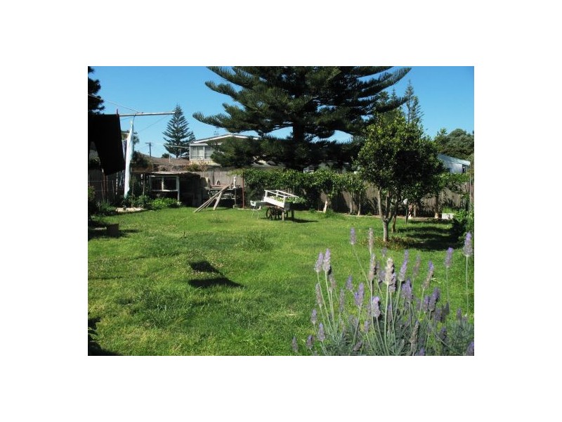 19 Florida Street, The Entrance North NSW 2261