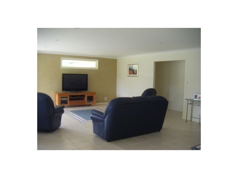 19 Bungendore Road, Picketts Valley NSW 2251