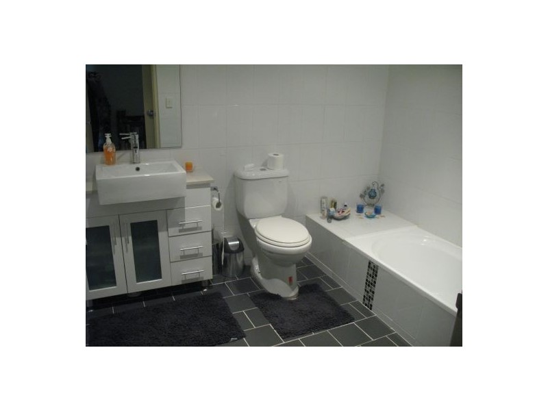 8/18 Torrens Ave, The Entrance NSW 2261