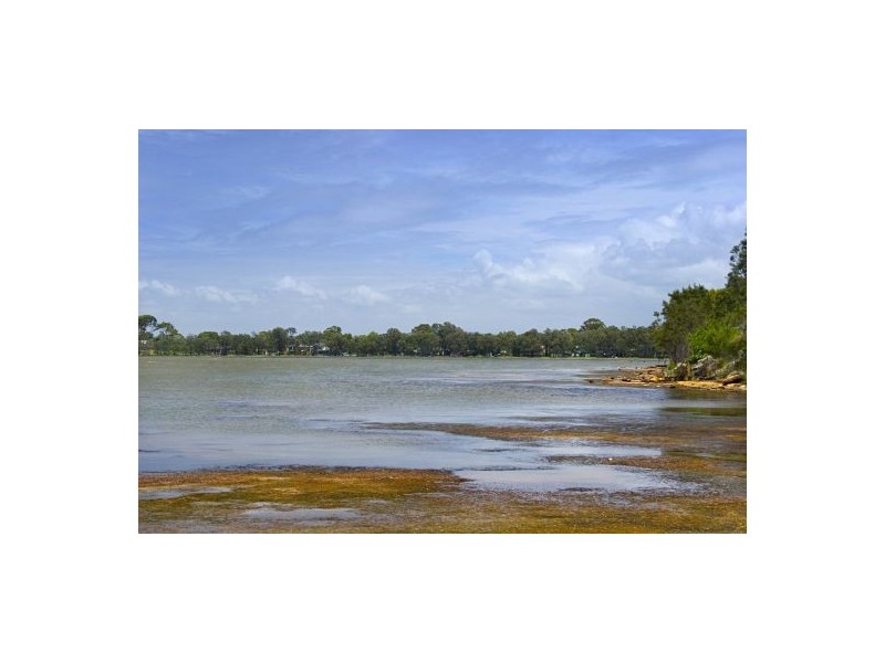 274 Tuggerawong Rd, Tuggerawong NSW 2259