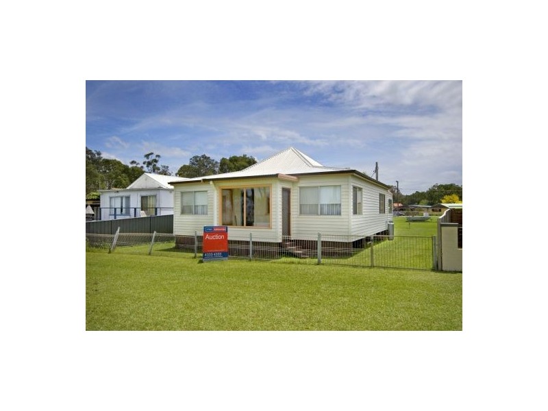 274 Tuggerawong Rd, Tuggerawong NSW 2259