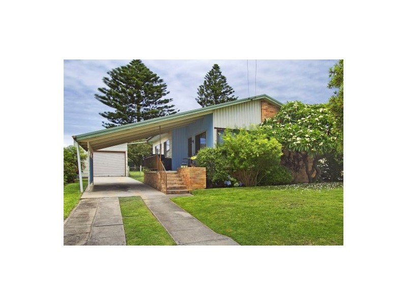 52 Grandview St, Shelly Beach NSW 2261