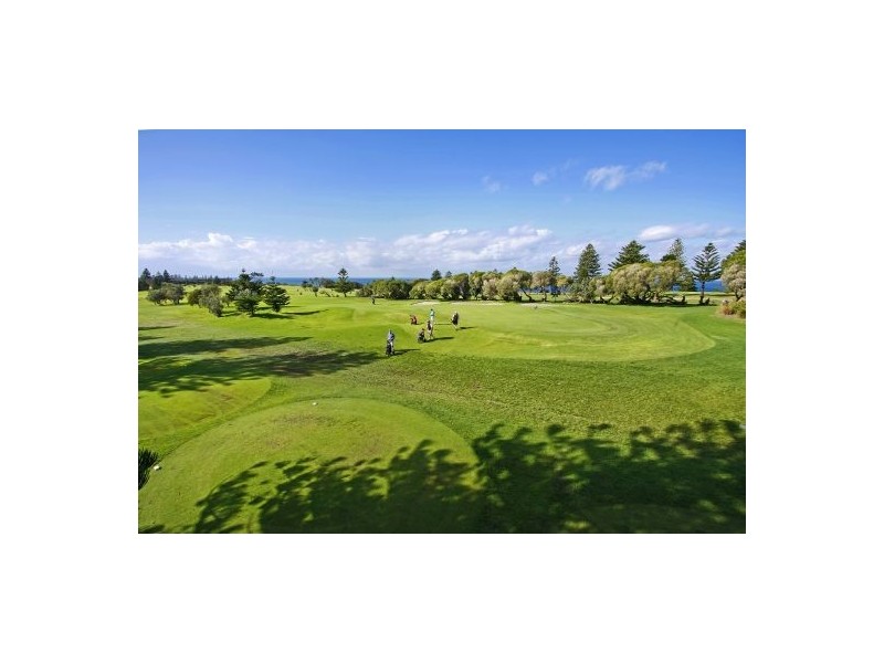 52 Grandview St, Shelly Beach NSW 2261