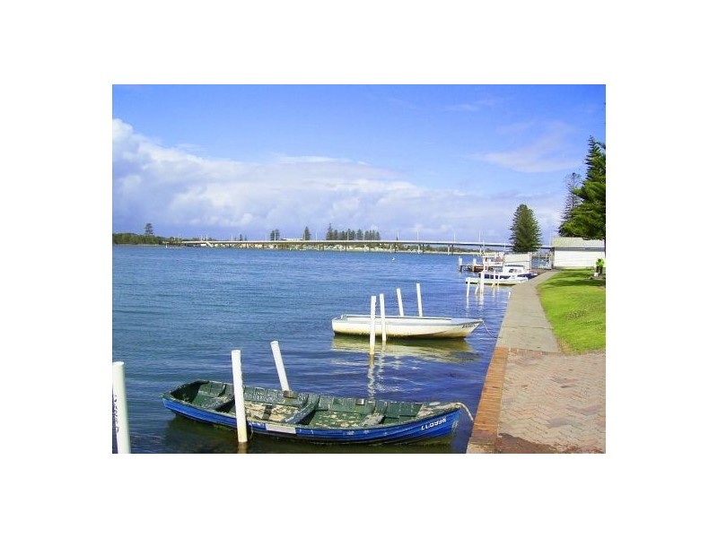 4 Gordon Rd, Long Jetty NSW 2261