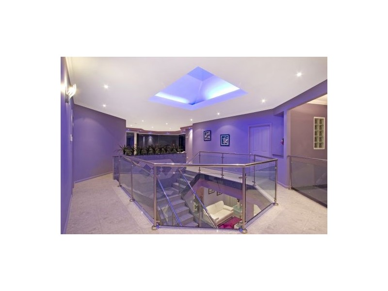 10 Werrina  Pde, Blue Bay NSW 2261