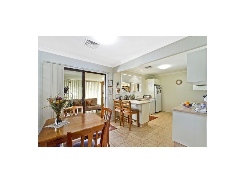 3 Anglers Drive, Bateau Bay NSW 2261