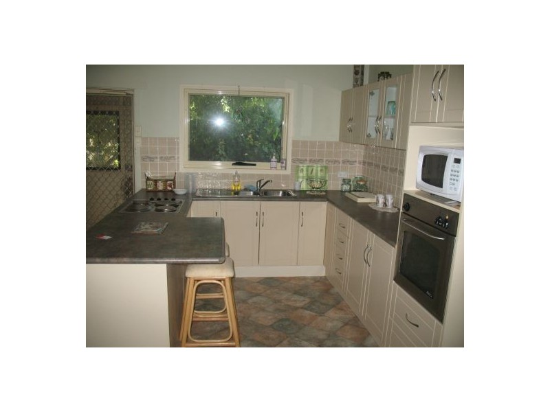 2 Sutton Ave, Long Jetty NSW 2261