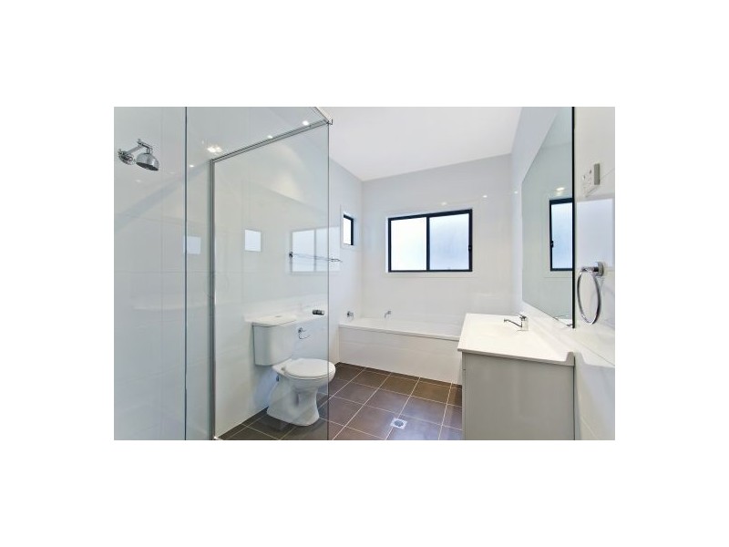 36 Bondi Rd, The Entrance North NSW 2261