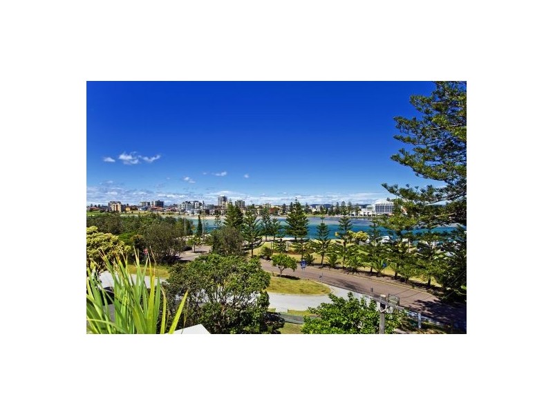 4/9-13 Hutton Rd, The Entrance North NSW 2261