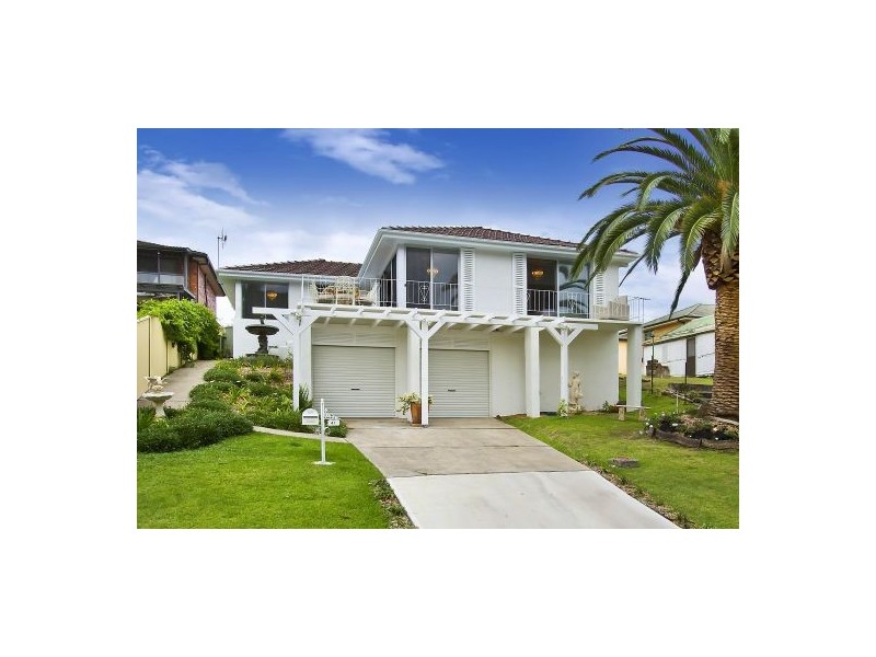 41 Tuggerah Pde, The Entrance NSW 2261