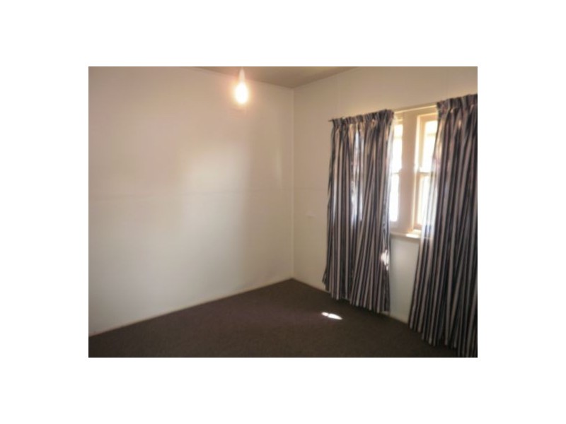 16 McGirr Ave, The Entrance NSW 2261