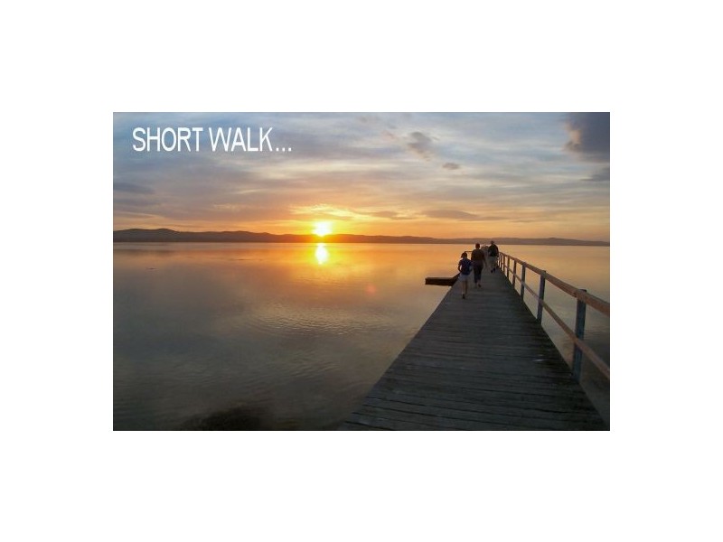 13 Endeavour Dr, Long Jetty NSW 2261