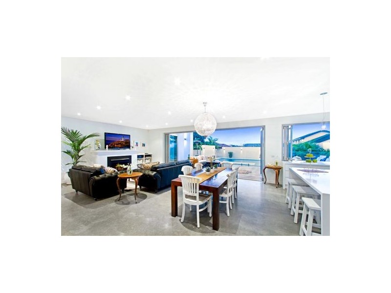 38 Stewart Street, The Entrance North NSW 2261