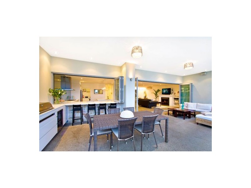 38 Stewart Street, The Entrance North NSW 2261