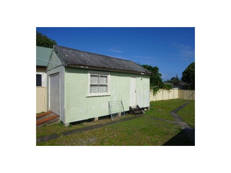 3 Beenbah Ave, Blue Bay NSW 2261