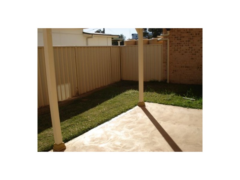 2/5 Benelong Street, The Entrance NSW 2261