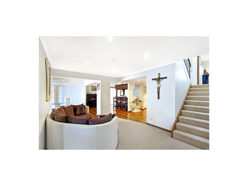 84 Marks Rd, Gorokan NSW 2263