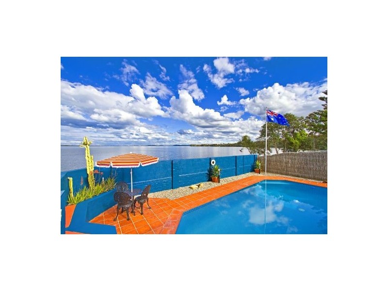 84 Marks Rd, Gorokan NSW 2263
