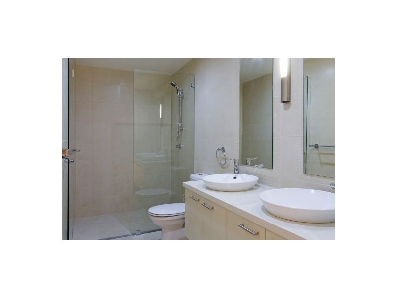 1/1  Hutton Rd, The Entrance NSW 2261
