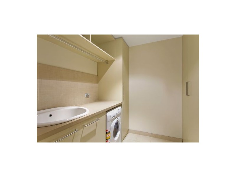 1/1  Hutton Rd, The Entrance NSW 2261