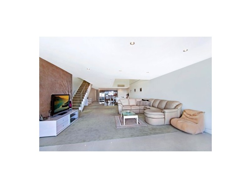 10/107-109 Ocean Parade, Blue Bay NSW 2261