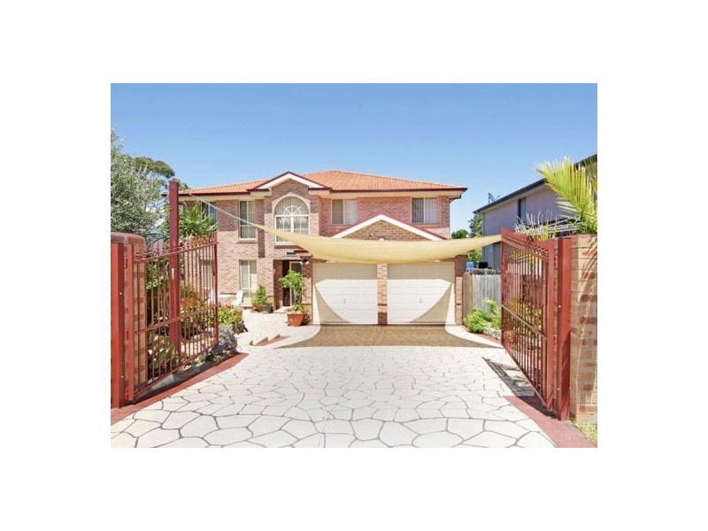 30 George Evans Rd, Killarney Vale NSW 2261