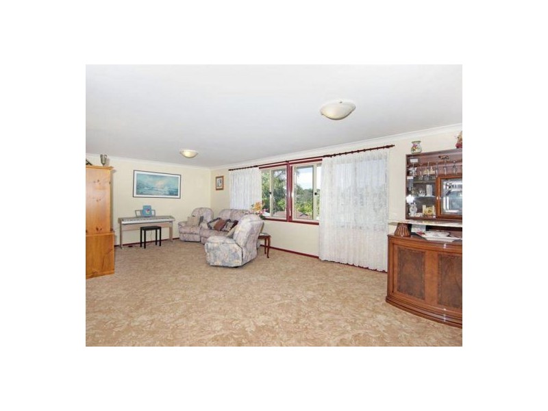 30 George Evans Rd, Killarney Vale NSW 2261