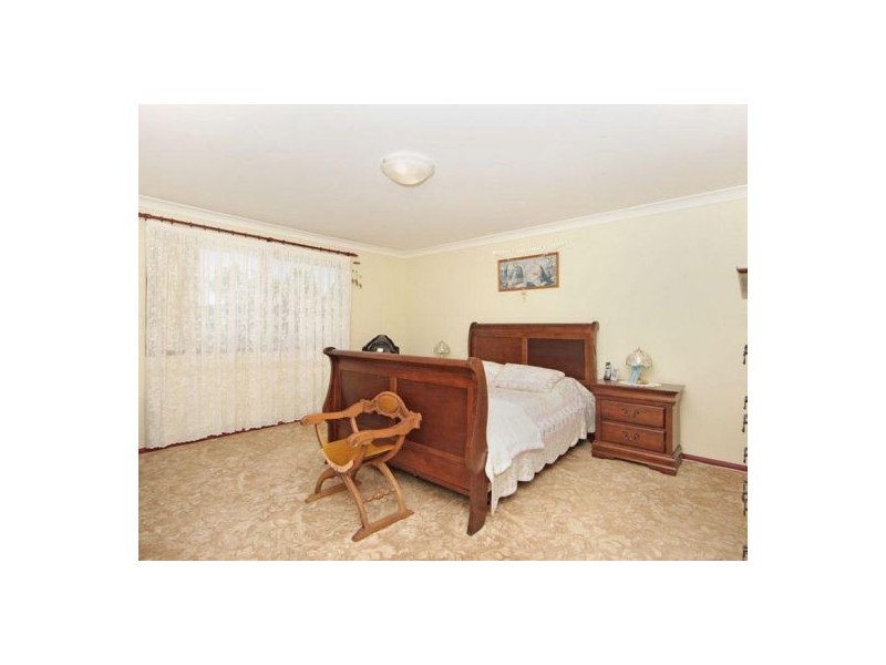 30 George Evans Rd, Killarney Vale NSW 2261