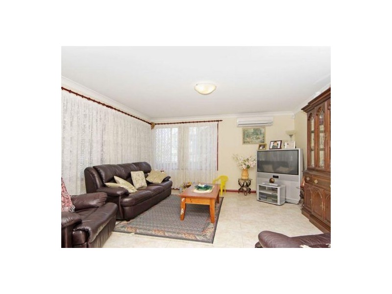 30 George Evans Rd, Killarney Vale NSW 2261