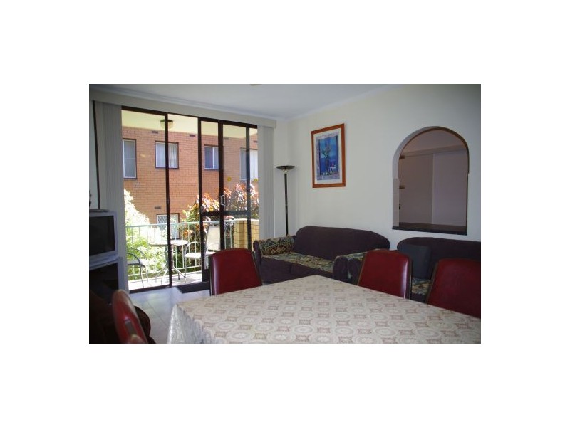 2/17 Ocean Pde, The Entrance NSW 2261