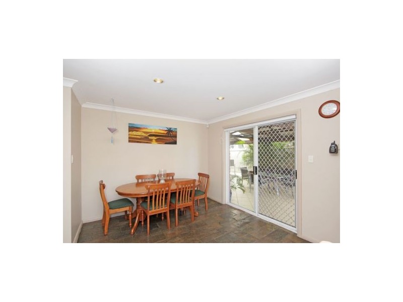 16 Crosby Cres, Killarney Vale NSW 2261