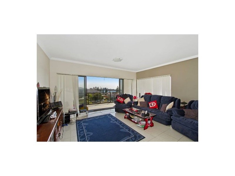 36/18-24 Torrens Ave, The Entrance NSW 2261