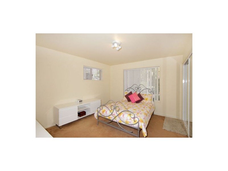 14 Pasadena Ave, Bateau Bay NSW 2261