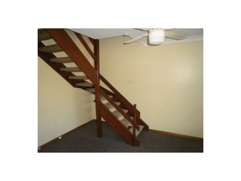 2/120  Wallarah Road, Gorokan NSW 2263