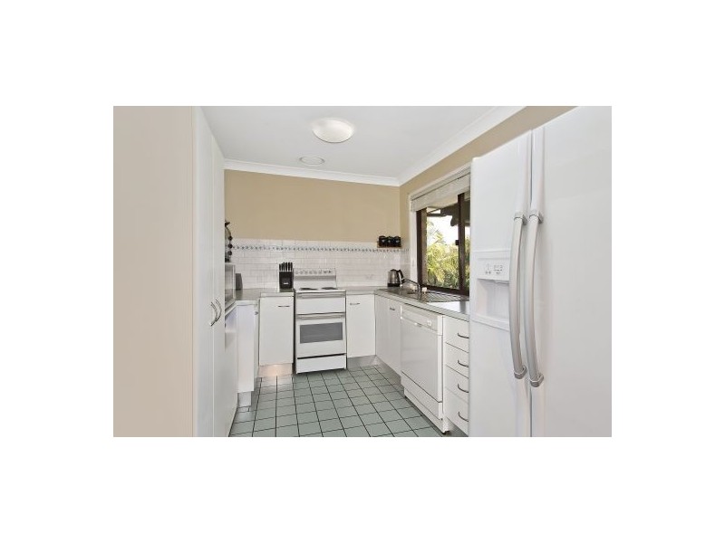 18 Kula Close, Buff Point NSW 2262