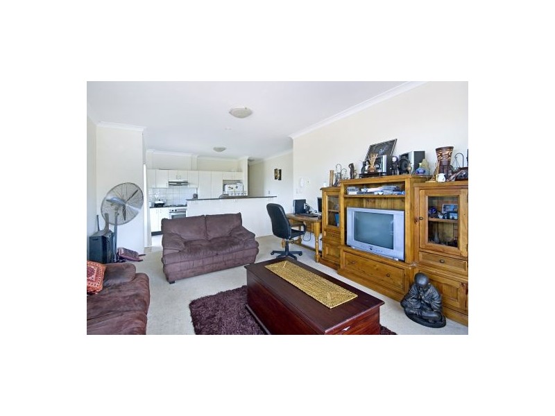 10/61 Donnison Street, Gosford NSW 2250