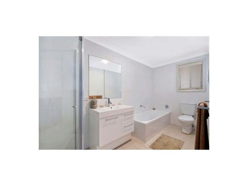 1 & 2/17 Boomerang Rd, The Entrance NSW 2261