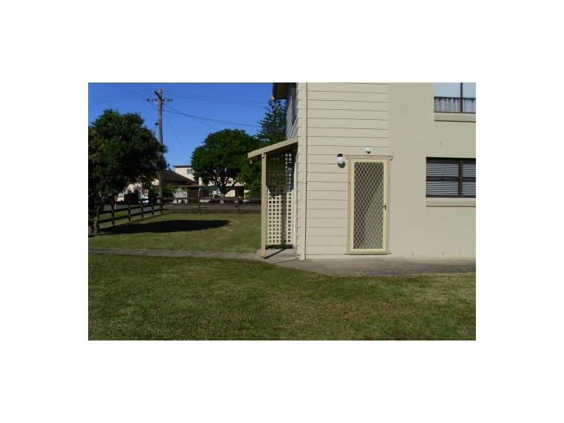 1 137 Ocean Pde, The Entrance NSW 2261