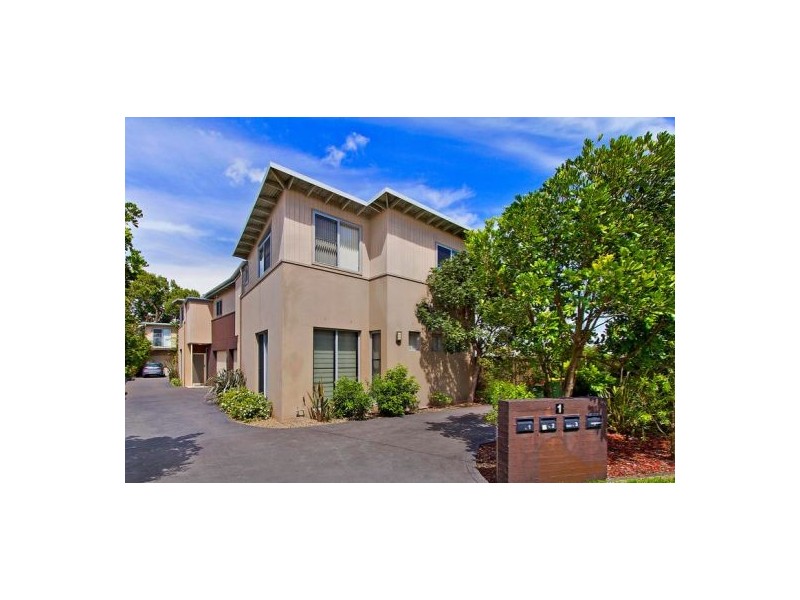 2/1 Benelong Street, The Entrance NSW 2261