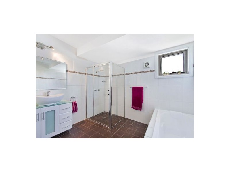 2/1 Benelong Street, The Entrance NSW 2261