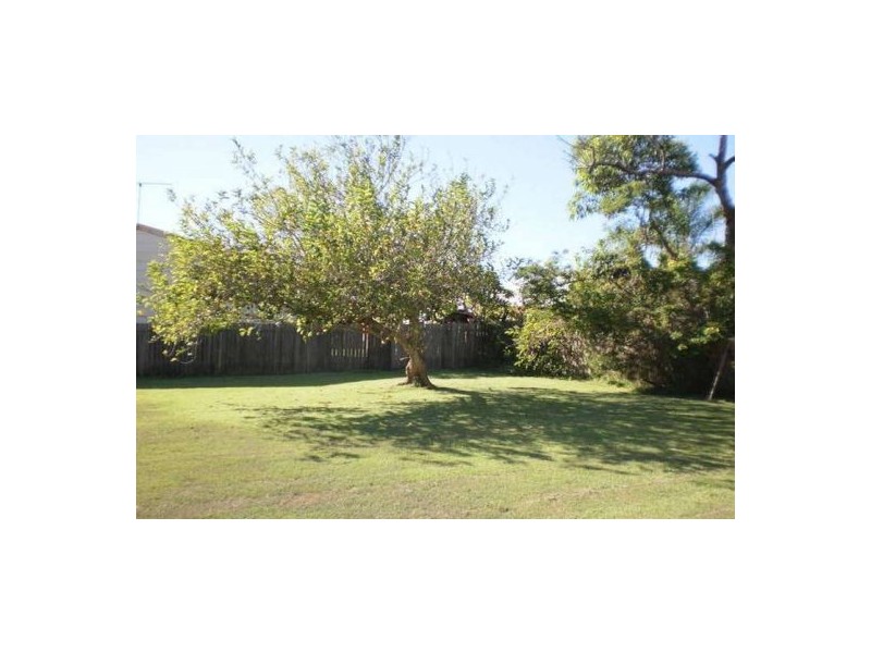 18 McGirr Ave, The Entrance NSW 2261