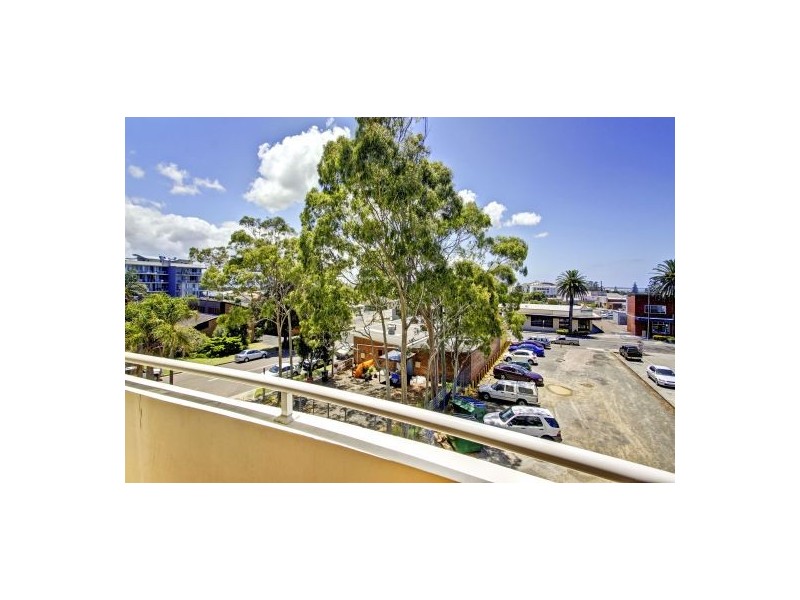 17/2 Copnor Ave, The Entrance NSW 2261