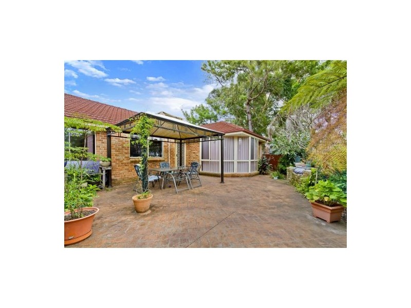 77 Bateau Bay Rd, Bateau Bay NSW 2261