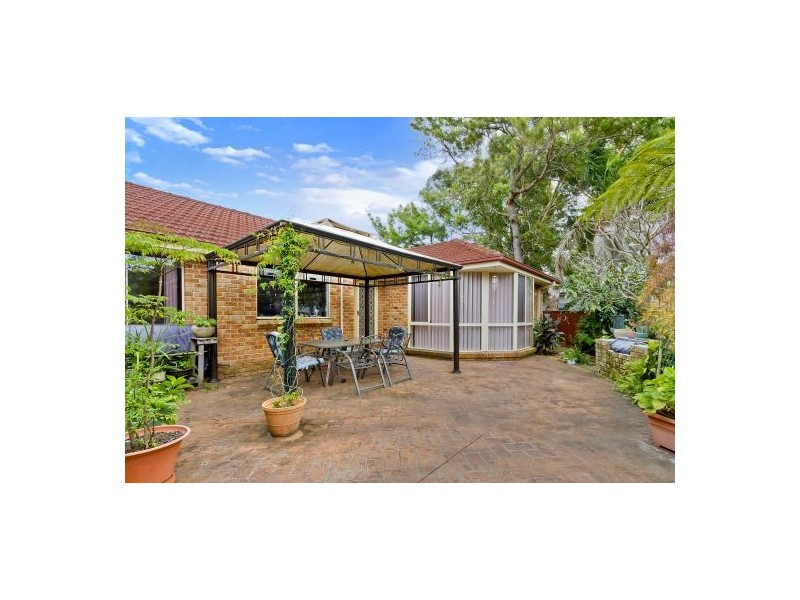 77 Bateau Bay Rd, Bateau Bay NSW 2261