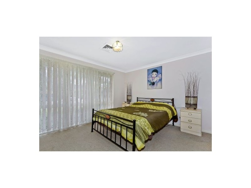 77 Bateau Bay Rd, Bateau Bay NSW 2261
