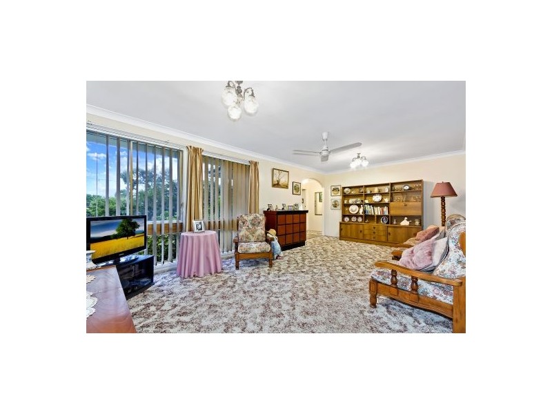 15 Belford Ave, Bateau Bay NSW 2261