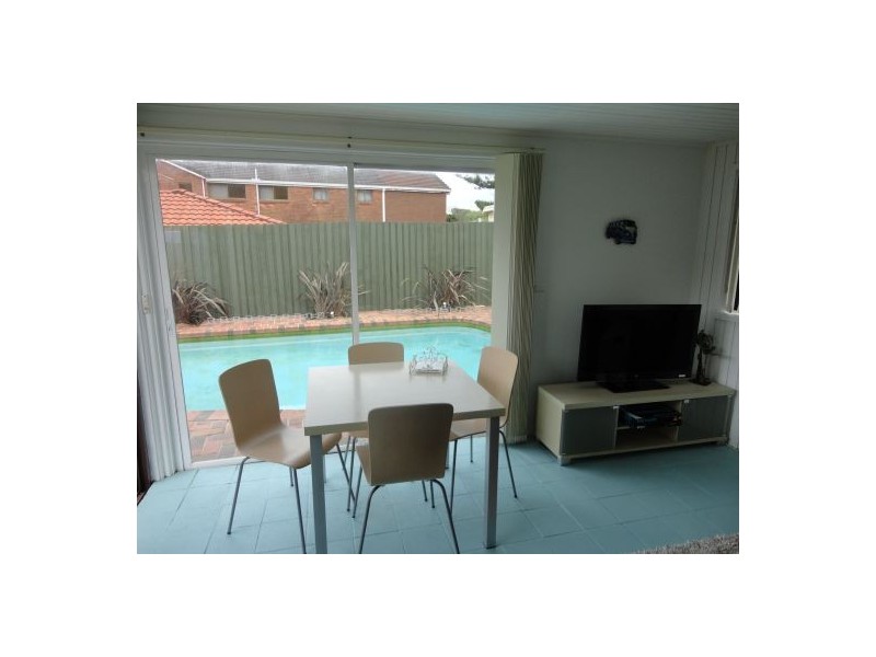 37  Hutton Road, The Entrance North NSW 2261