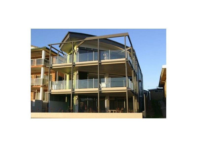 3/90 Ocean Pd, The Entrance NSW 2261